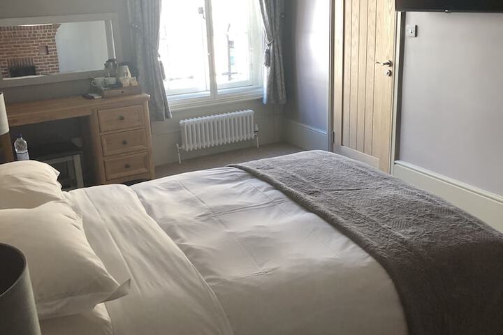 Room 43 of 96