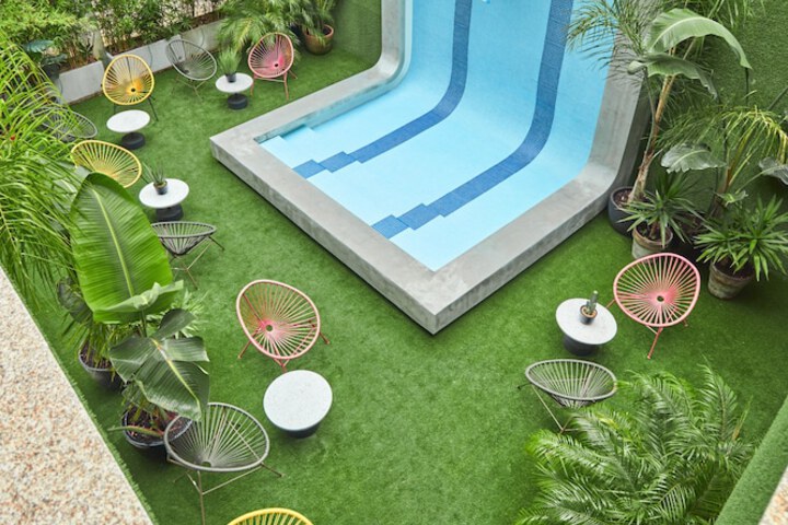 Pool 56 of 100