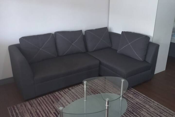 Room 10 of 24