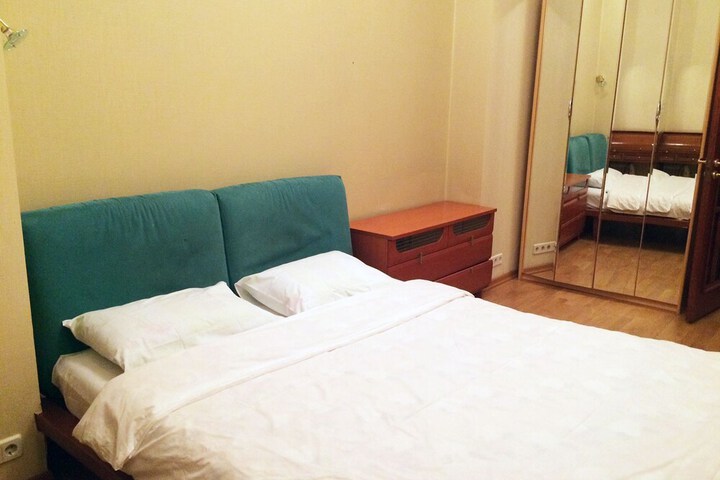 Room 9 of 62
