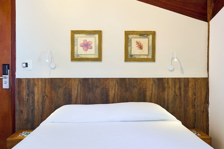 Room 32 of 132