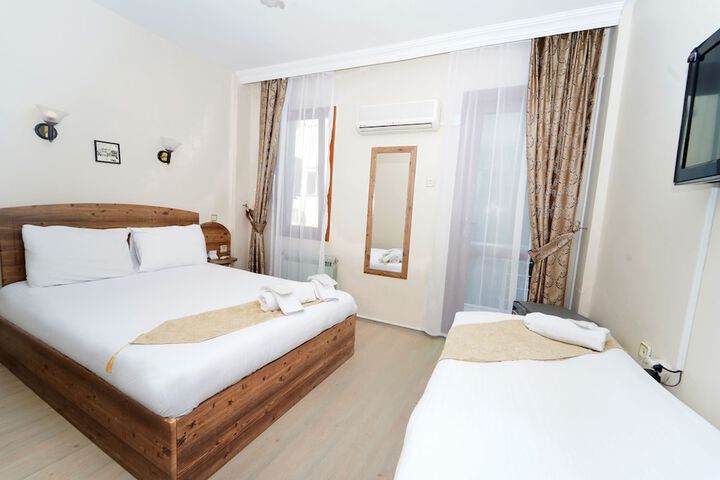 Room 9 of 24