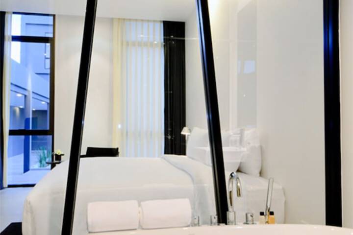 Clean Restrooms