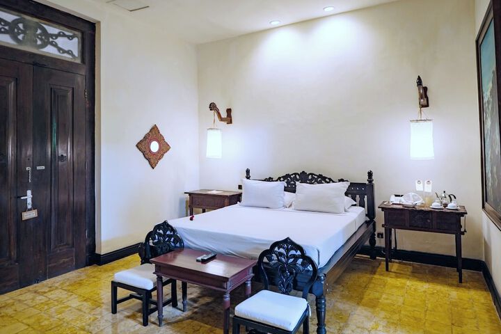 Room 53 of 123