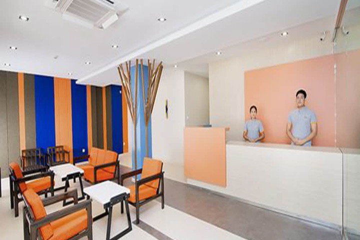 Hotel Interior 2 of 31