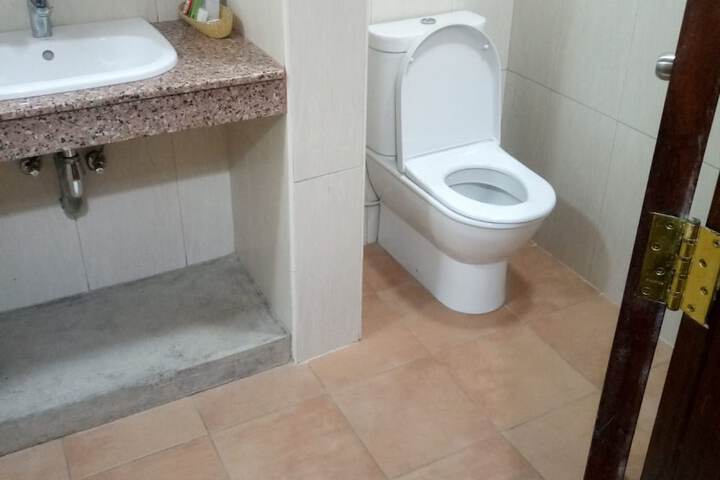 Room 16 of 22