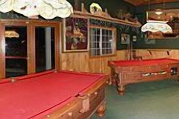 Sports bar