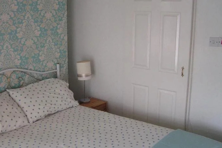 Room 2 of 14