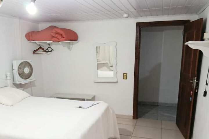Room 4 of 71