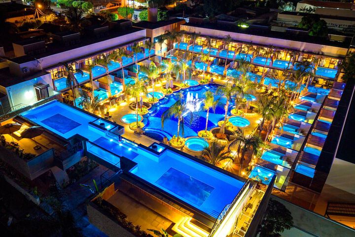 Pool 75 of 149