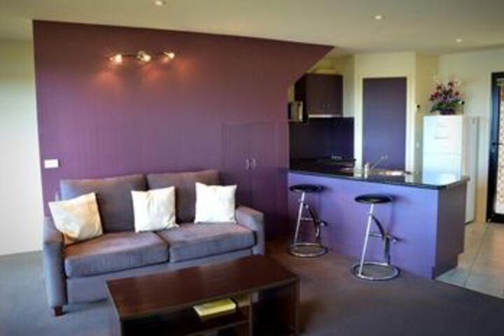 Room 11 of 15