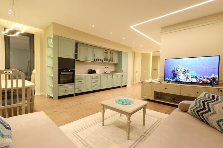 Room 93 of 169