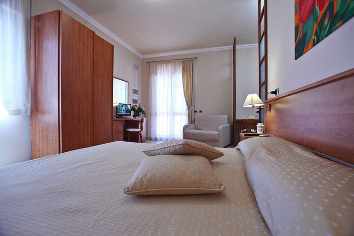 Room 3 of 30