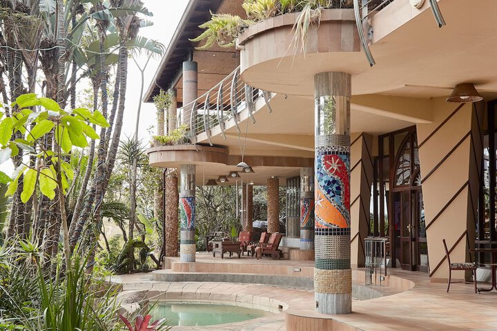 Pools & Facilities