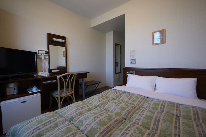 Room 3 of 29