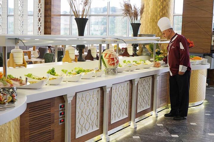 Dining 59 of 70