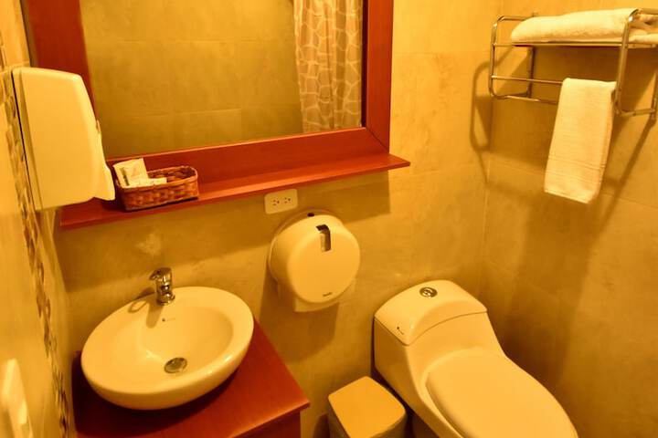 Room 18 of 37