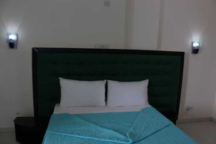 Room 8 of 52