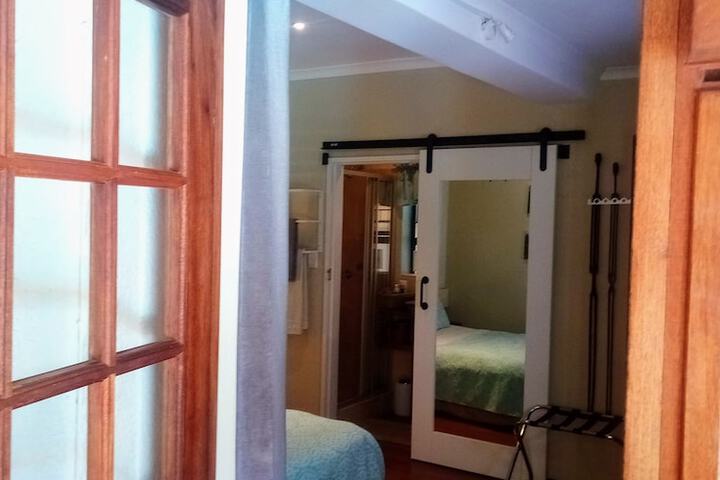 Room 28 of 67