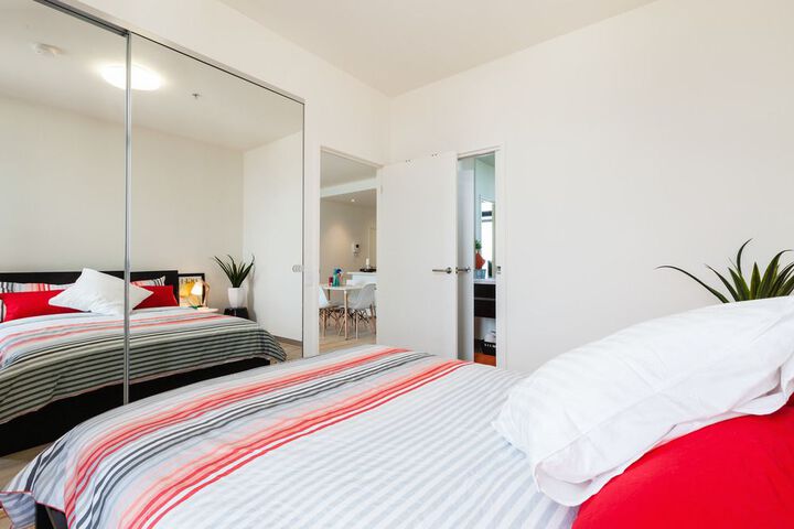 Room 5 of 20