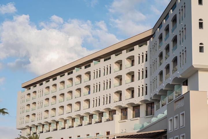 Hotel 181 of 190