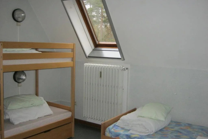Room 5 of 14