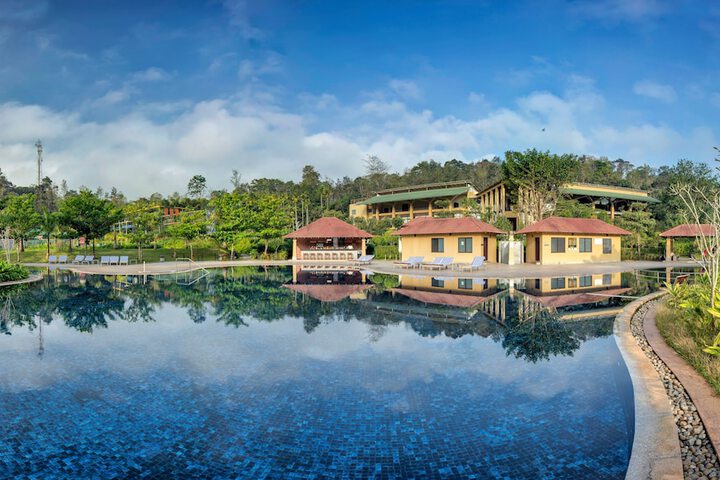 Pools & Facilities