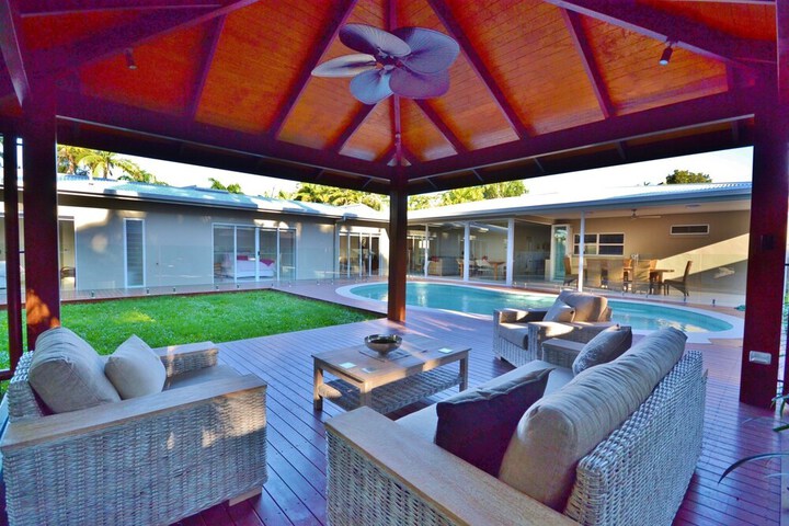 Terrace/Patio 7 of 12