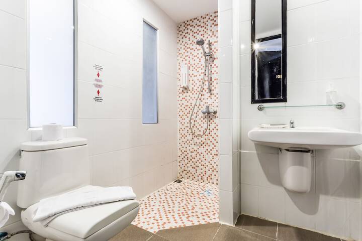 Clean Restrooms
