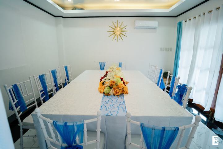 Dining 126 of 188