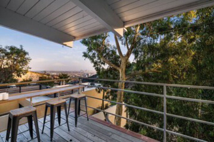 Terrace/Patio 2 of 19