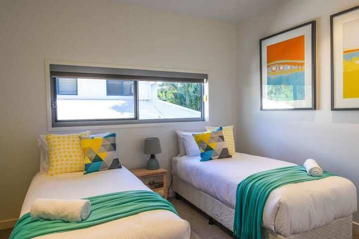 Room 4 of 14