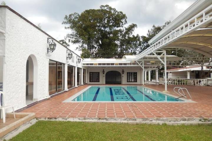 Pool 72 of 94