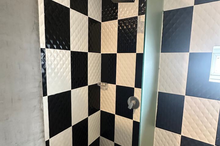 Room 20 of 31