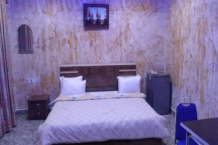 Room 17 of 63