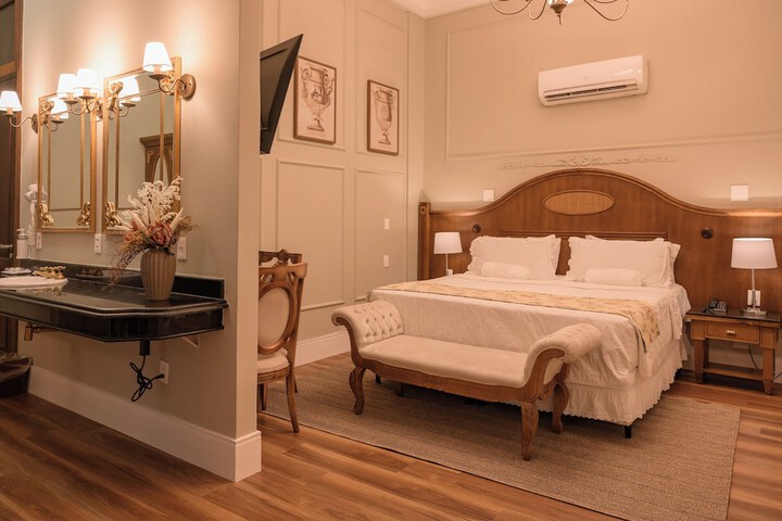 Room 43 of 109