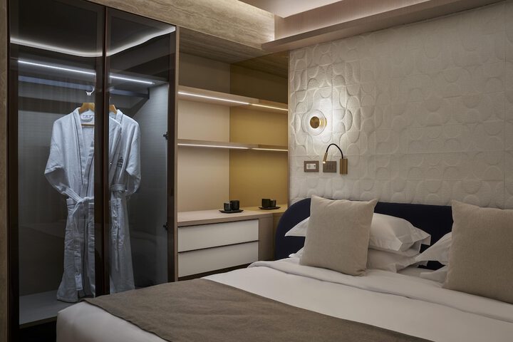 Room 10 of 55