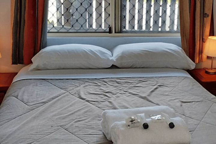 Room 3 of 20