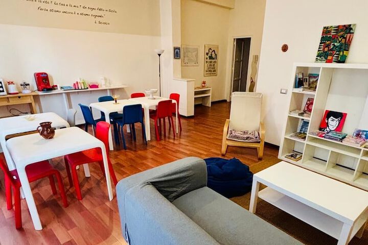 Room 16 of 25