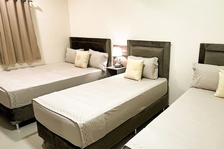 Room 8 of 26