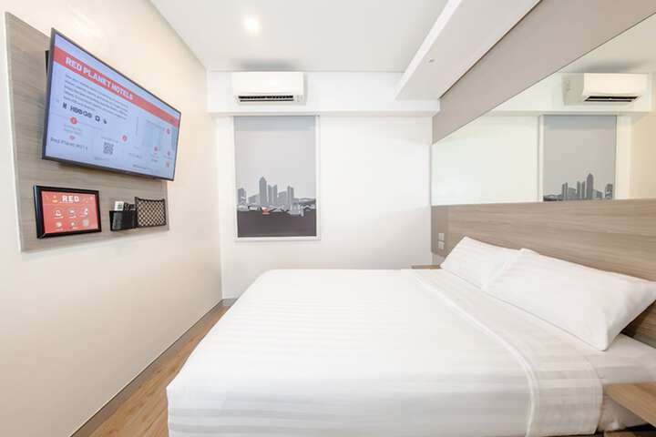 Room 17 of 39