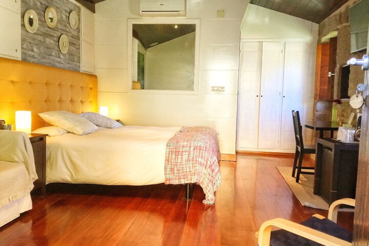 Room 12 of 35