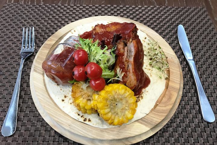 Dining 68 of 110