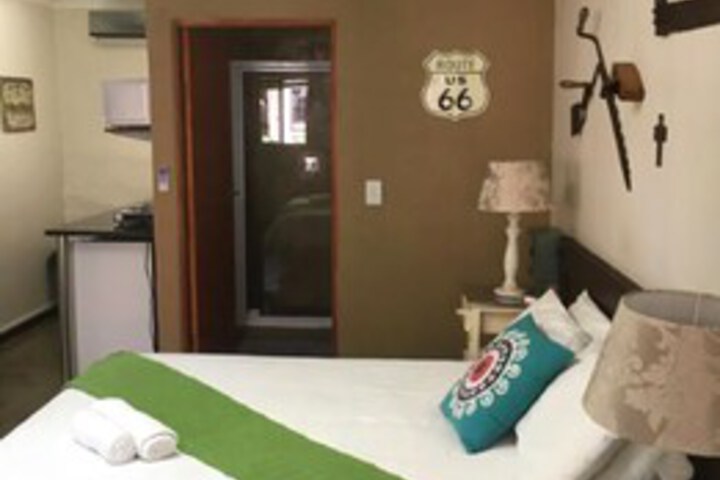 Room 14 of 33
