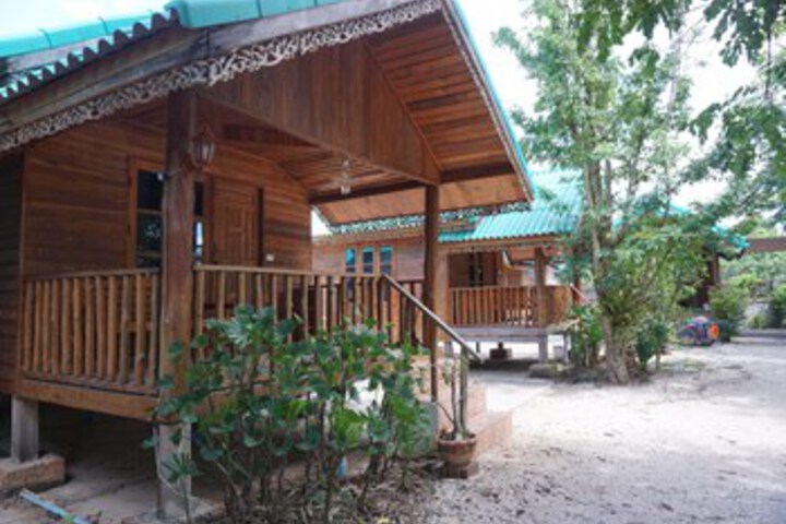 Hotel 6 of 25