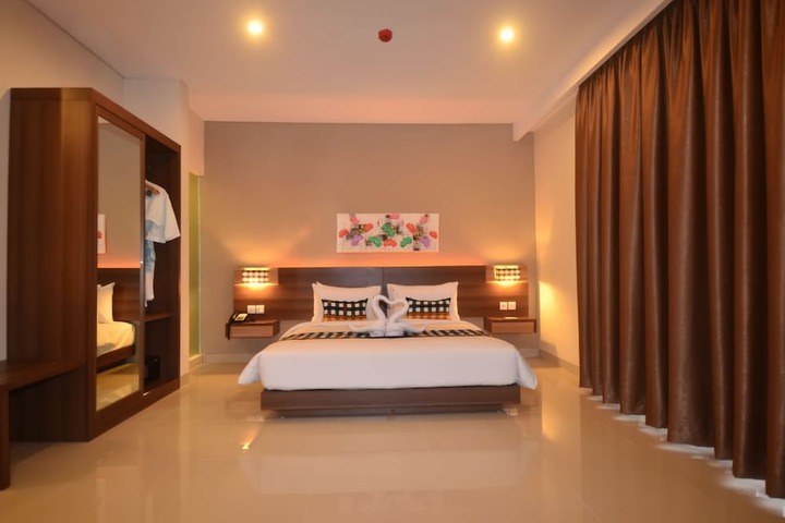 Room 16 of 56