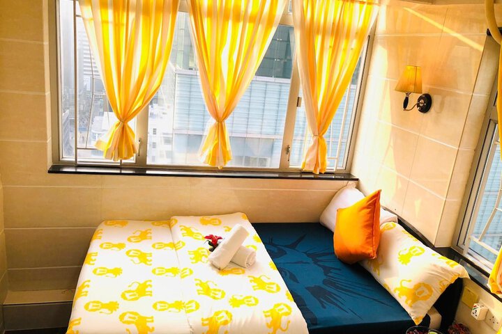 Room 17 of 60