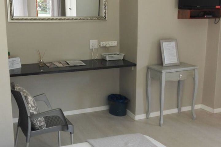 Room 14 of 49