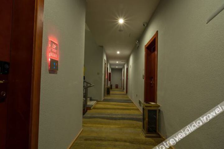 Hotel Interior 10 of 15