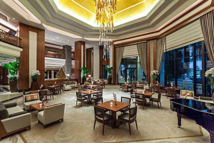 Guest Lobby
